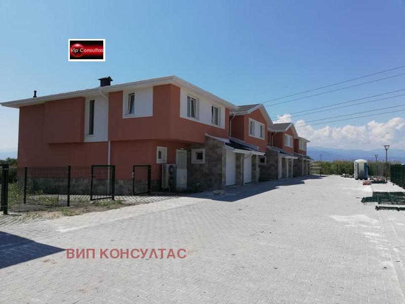 Продава КЪЩА