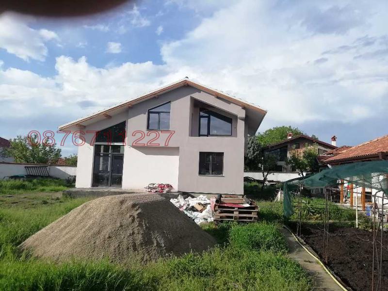 Продава КЪЩА