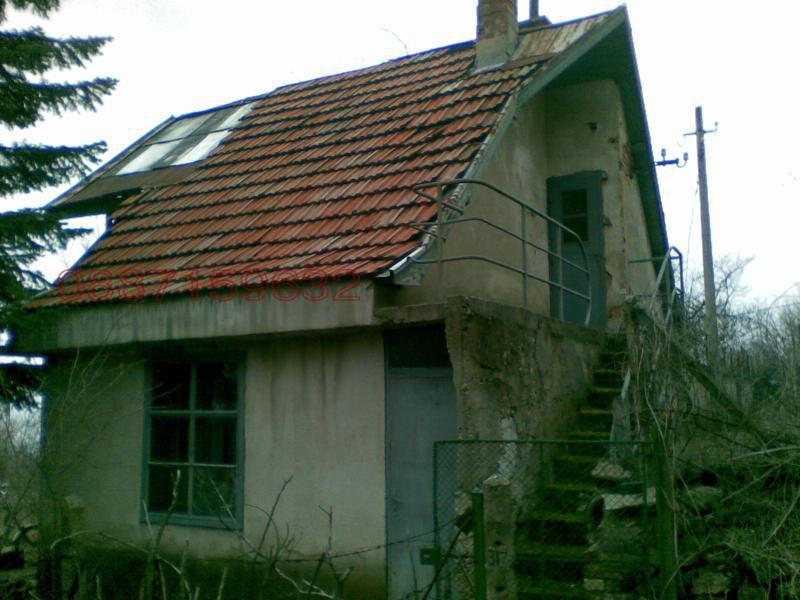 Продава ВИЛА